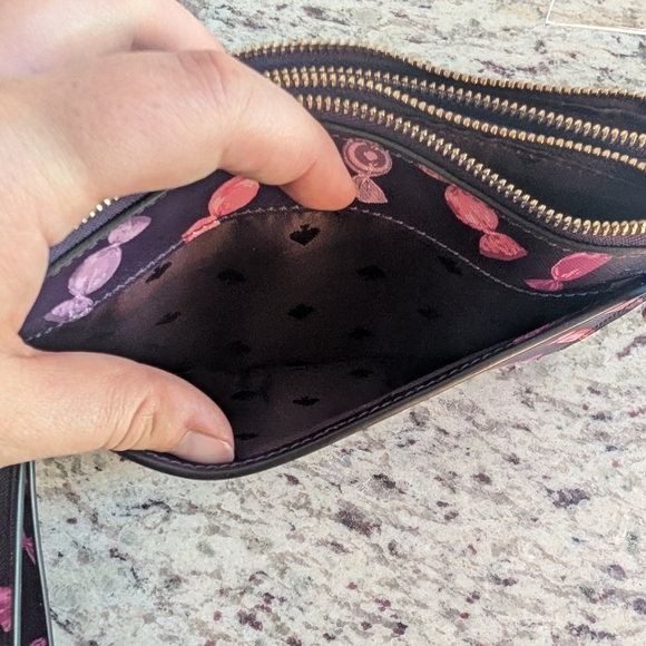 Kate Spade Purple Candy Print Double Zip Wristlet w/Detachable Strap EUC - Picture 9 of 9